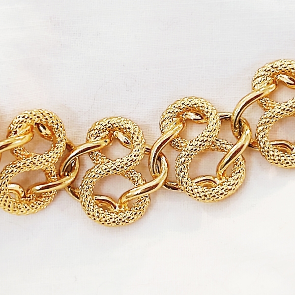 Vintage Napier Oversized Gold Necklace - Picture 6 of 6